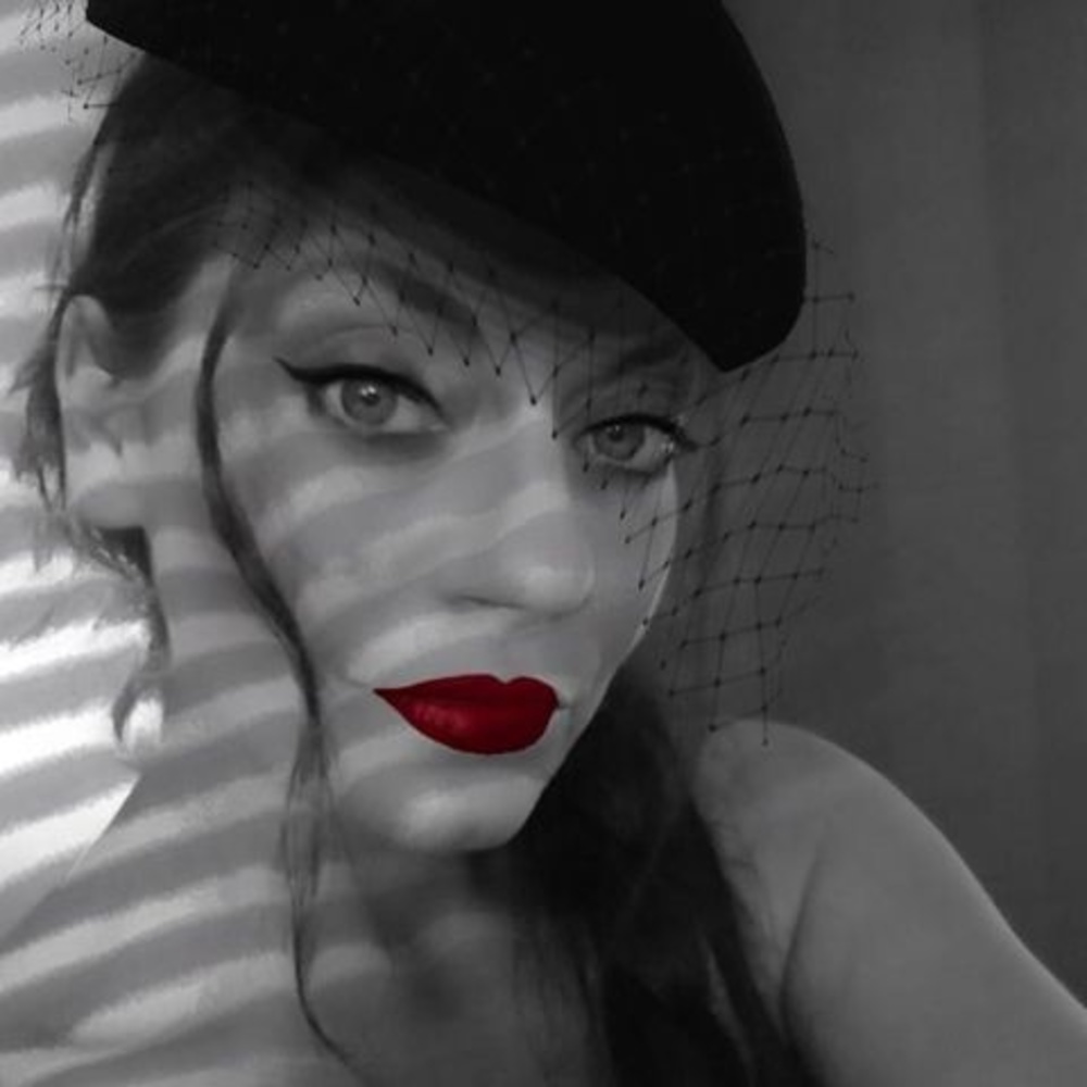 Meet your Posher, Nikole